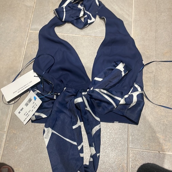 Satin halter top - Picture 3 of 3